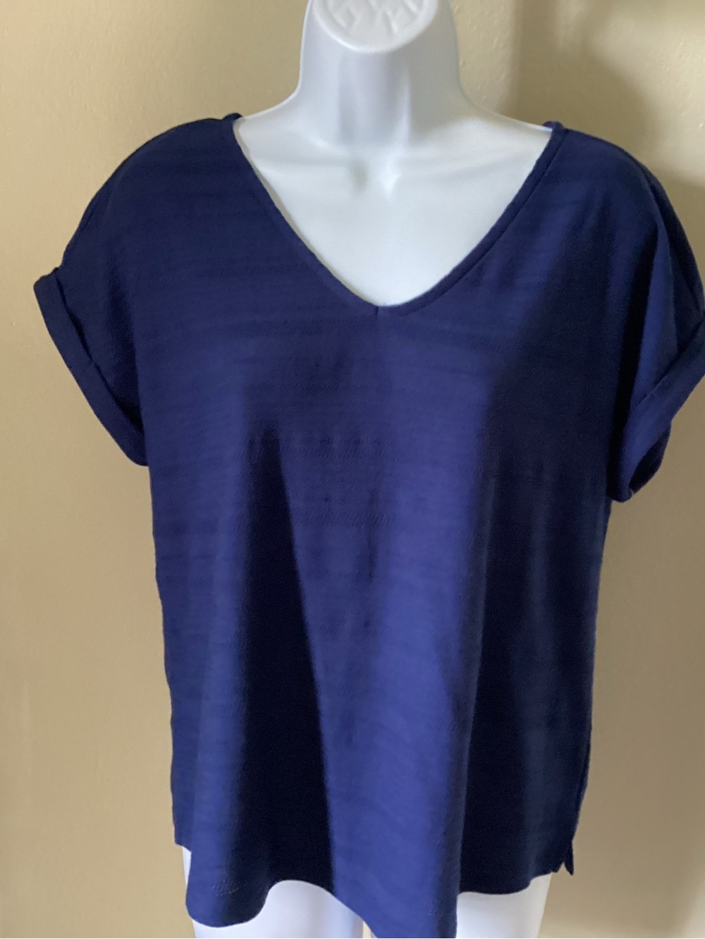 Women's St. John’s Bay Navy V-Neck Short Sleeve Top LNWOT Size S